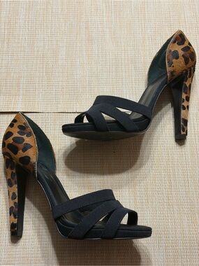 Tory Burch Black Sandals with Leopard Heel Accent